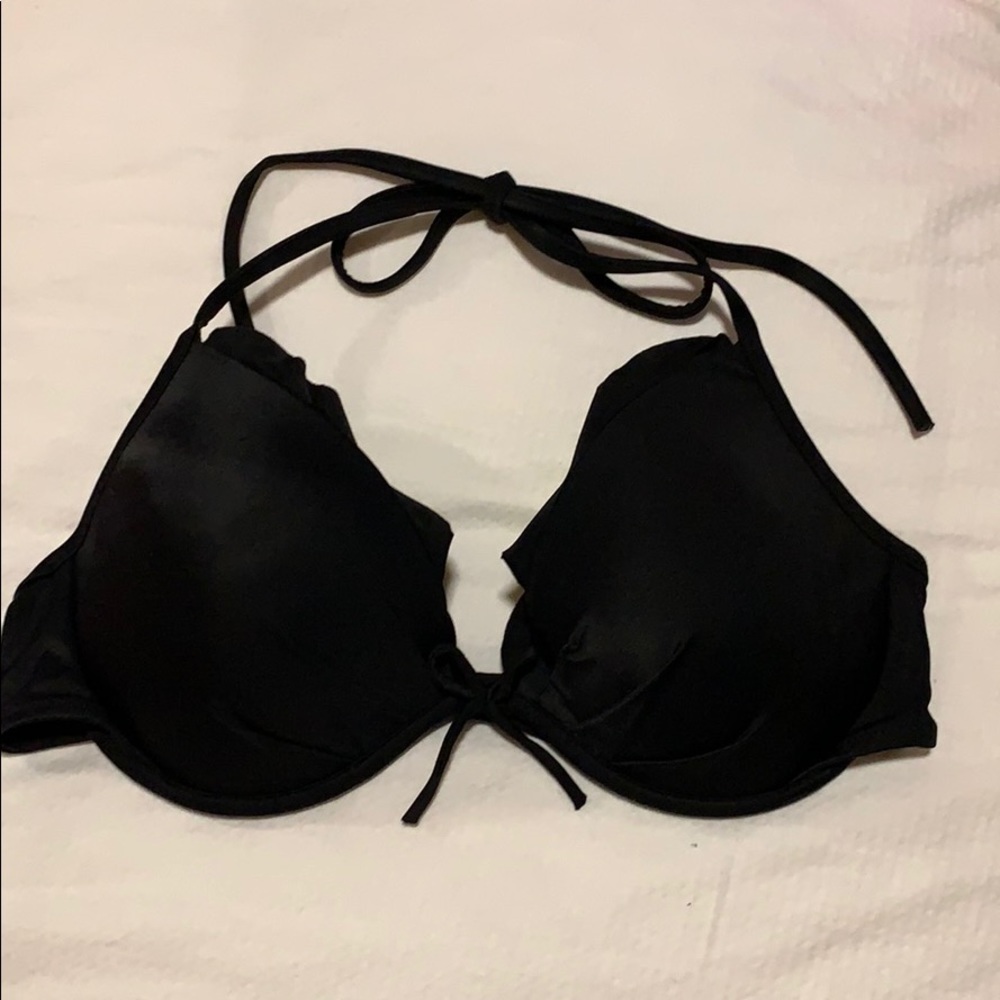 Victoria’s Secret bikini top